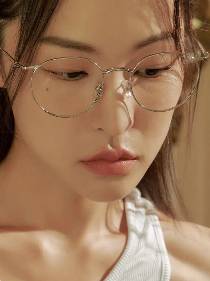 crafted from premium titanium, these sophisticated… crafted from premium titanium, these sophisticated…