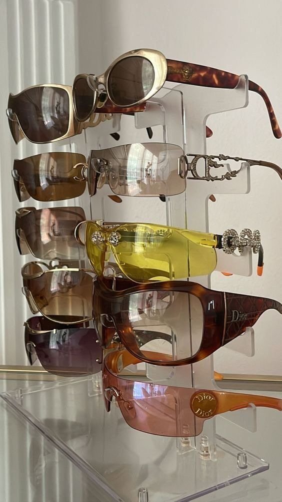 download (8) download (8)